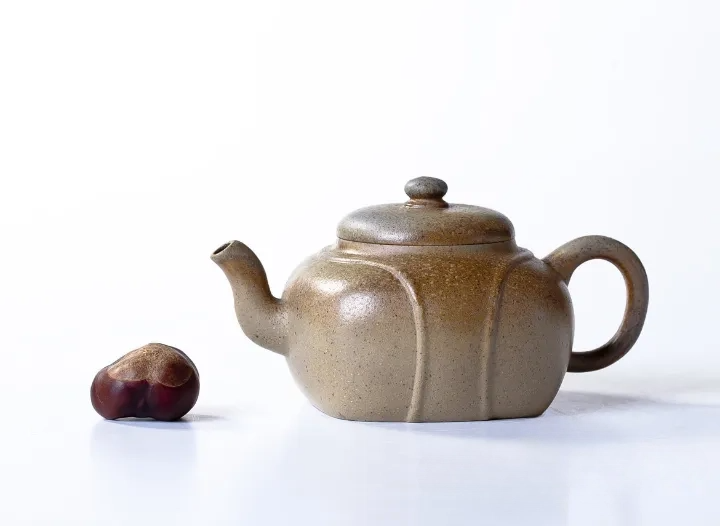 Teapot # 21663, yixing clay, wood firing, 210 ml. - TeaPot Bliss