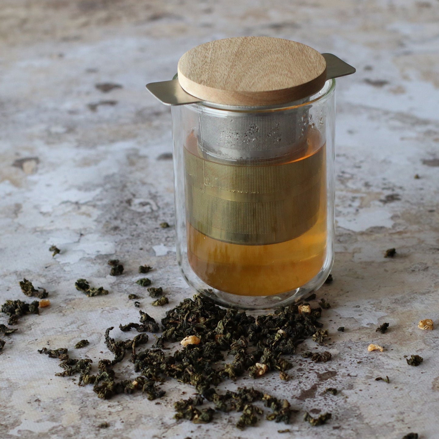 Invouwbaar theefilter met houten deksel - TeaPot Bliss