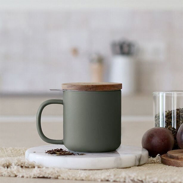 Juliet beker met filter 300ml in khaki met houten deksel - TeaPot Bliss