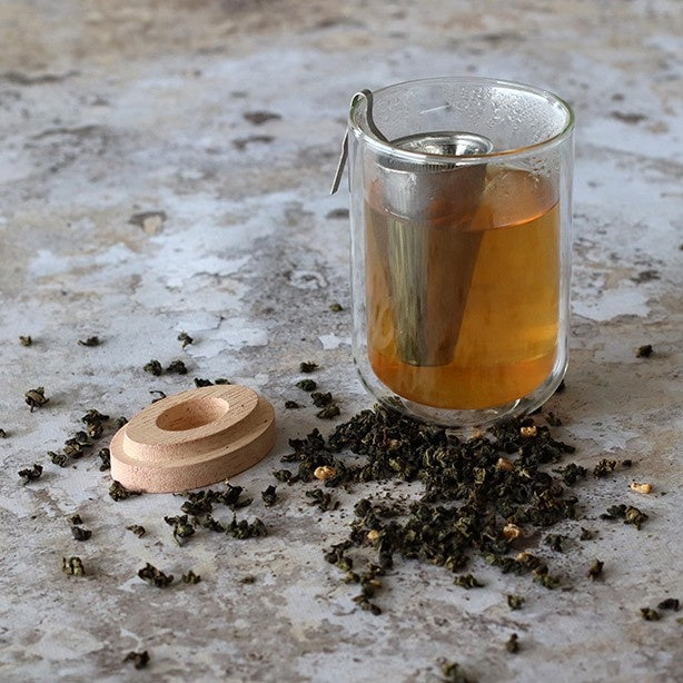 Sven roestvrijstalen thee-ei met houten deksel - TeaPot Bliss
