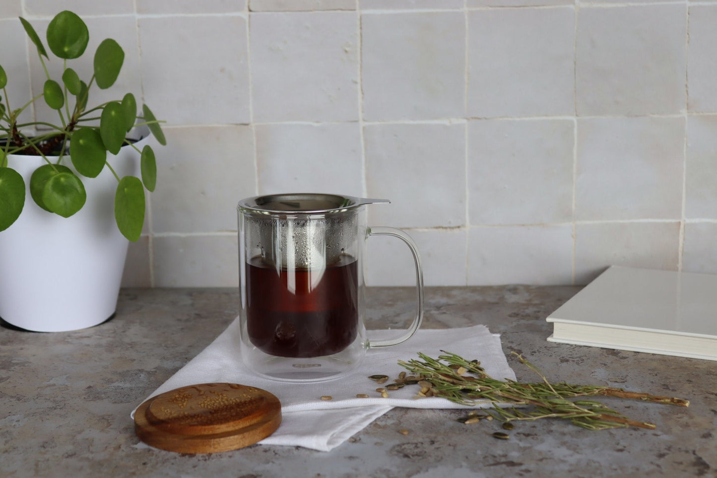 Dubbelwandig glas met filter 350 ML - TeaPot Bliss