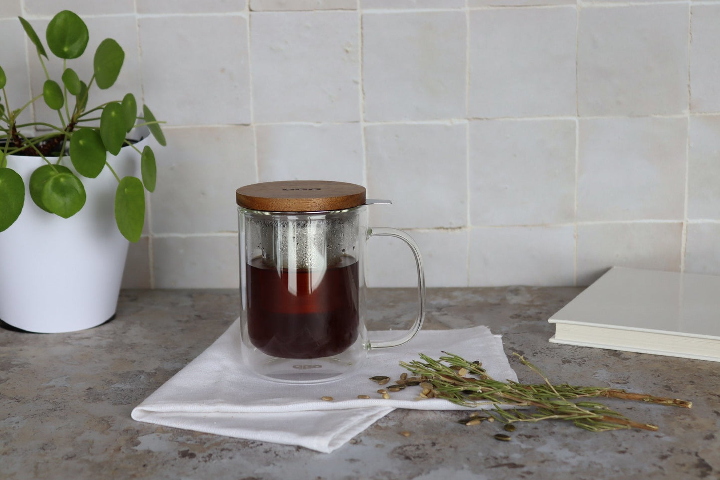 Dubbelwandig glas met filter 350 ML - TeaPot Bliss